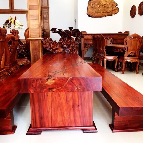 Mẫu bàn ghế gỗ nguyên khối độc đáo và ấn tượng