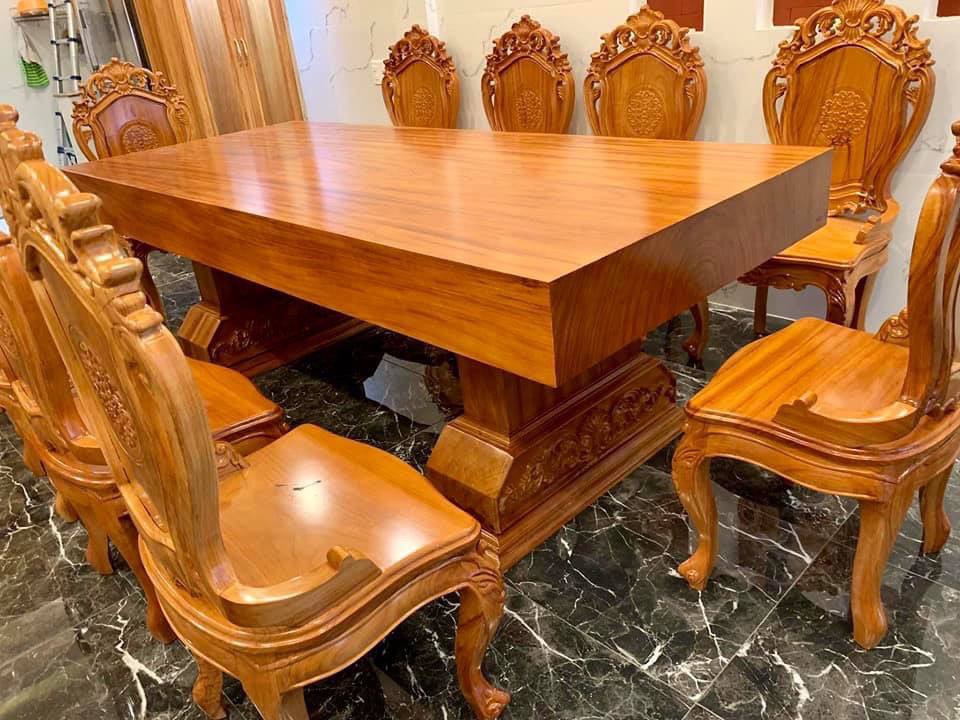 Bộ bàn ăn gỗ nguyên tấm và 10 ghế gỗ đẹp dựa lưng