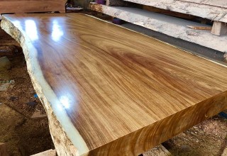 Bật mí cách lựa chọn mặt bàn gỗ nguyên khối