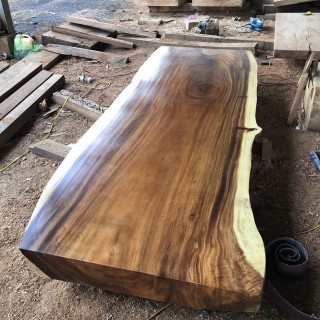 Mặt bàn gỗ nguyên khối Me Tây